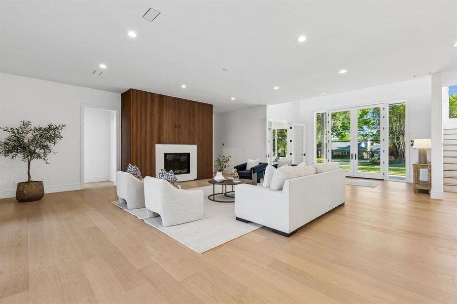 Furnished interior view inside a new home in , Dallas (Image 34).