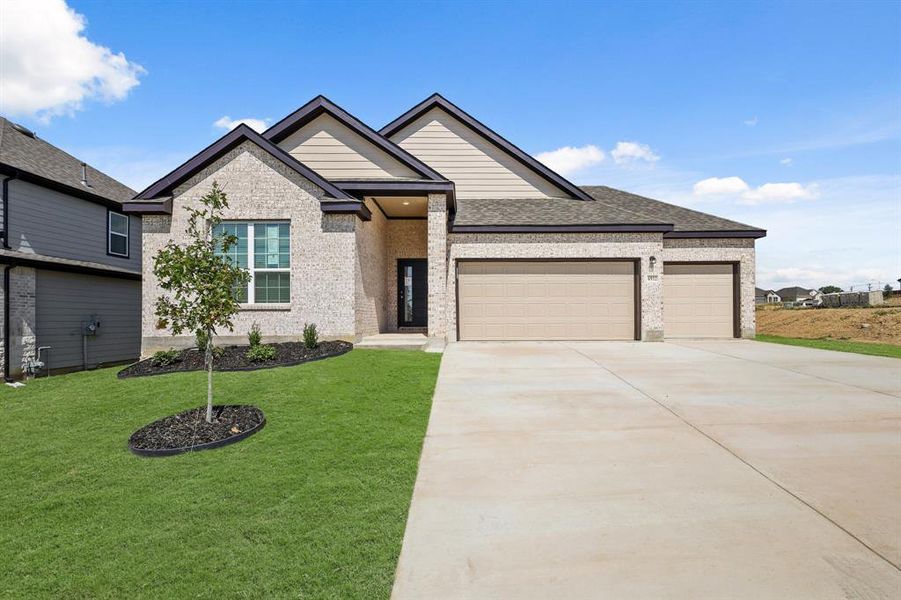 Front exterior of a new home in Rocky Creek Crossing, Fort Worth, TX, highlighting curb appeal (Image 1). Front exterior of a new home in Rocky Creek Crossing, Fort Worth, TX, highlighting curb appeal (Image 1).