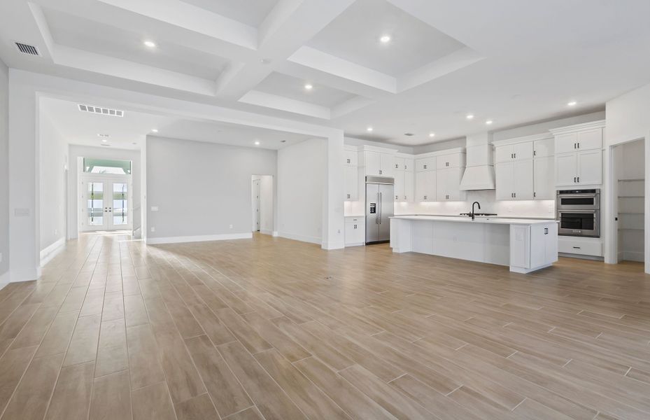 Spacious, unfurnished interior of a new home in Terreno, Naples (Image 20). Spacious, unfurnished interior of a new home in Terreno, Naples (Image 20).