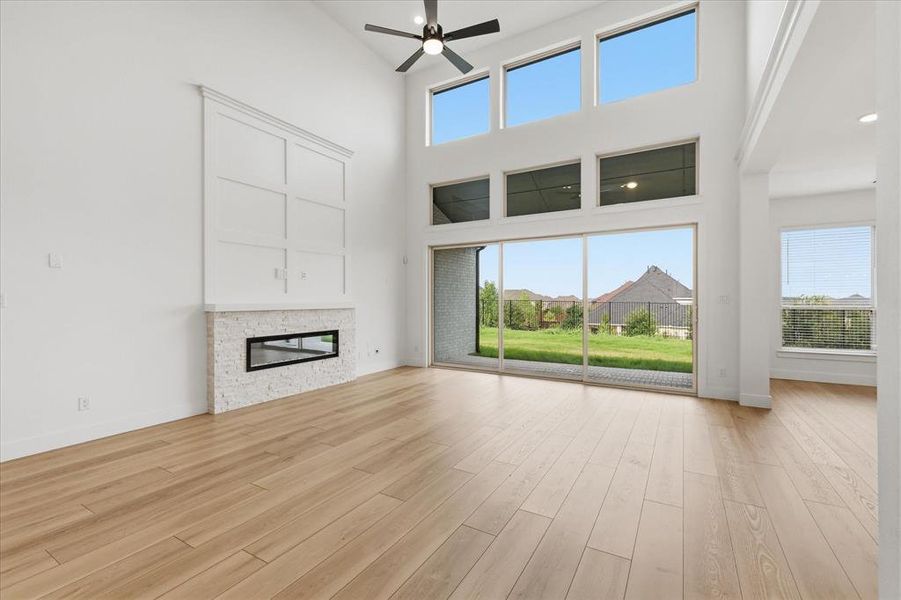 Spacious, unfurnished interior of a new home in Cambridge Estates - Harwood, Prosper (Image 20). Spacious, unfurnished interior of a new home in Cambridge Estates - Harwood, Prosper (Image 20).