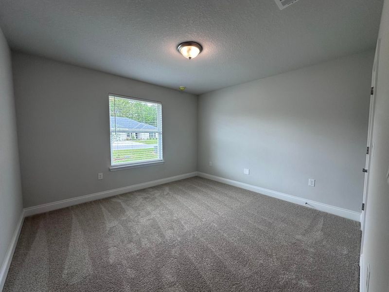Spacious, unfurnished interior of a new home in Ashton View, Crestview (Image 9).