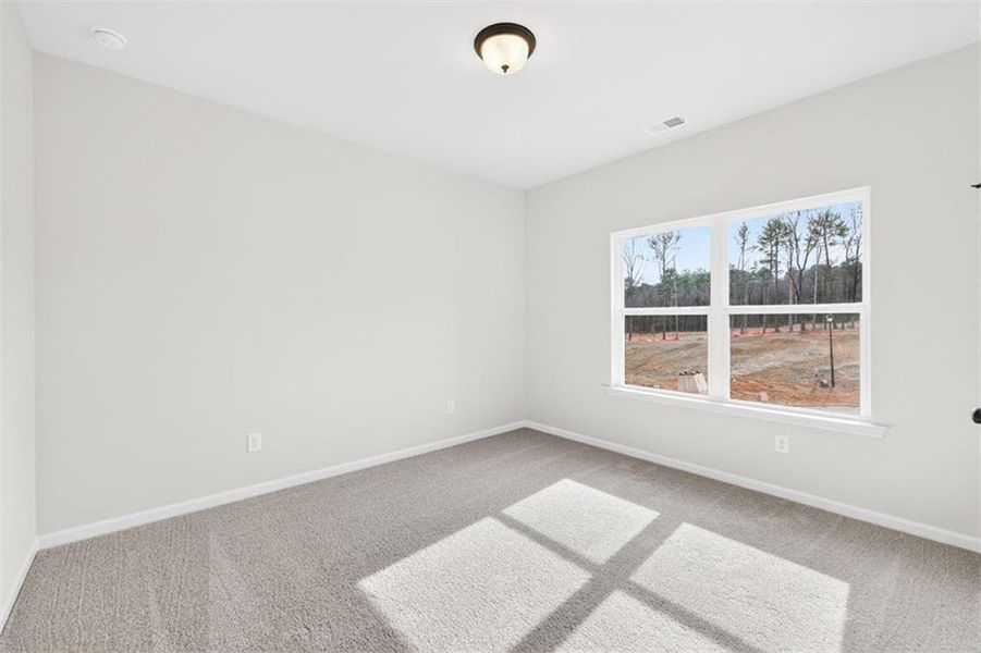 Spacious, unfurnished interior of a new home in Allen Manor, Hoschton (Image 14).