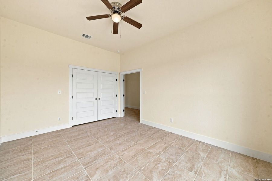 Spacious, unfurnished interior of a new home in , Pleasanton (Image 31).
