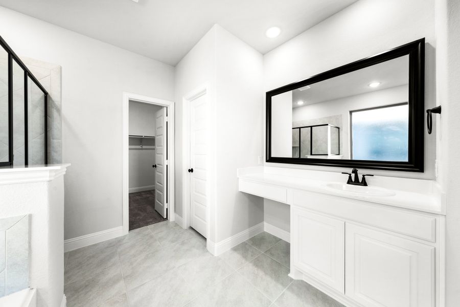 Furnished interior view inside a new home in Forest Ridge Estates, Greenville (Image 13).