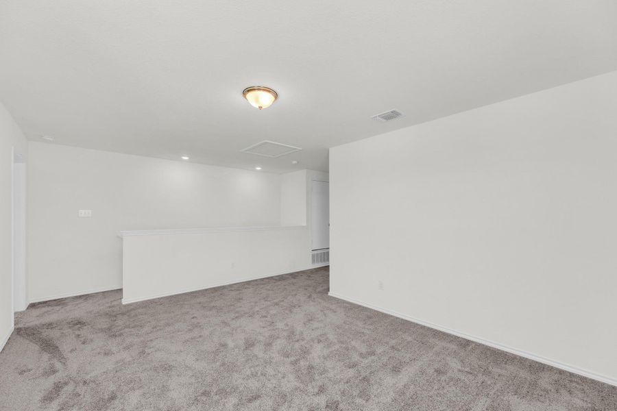 Spacious, unfurnished interior of a new home in Sonterra - Cool Water, Jarrell (Image 26).