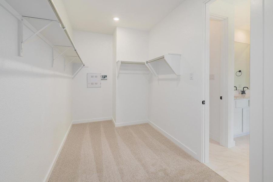 Spacious, unfurnished interior of a new home in Parkside Peninsula, Georgetown (Image 13). Spacious, unfurnished interior of a new home in Parkside Peninsula, Georgetown (Image 13).