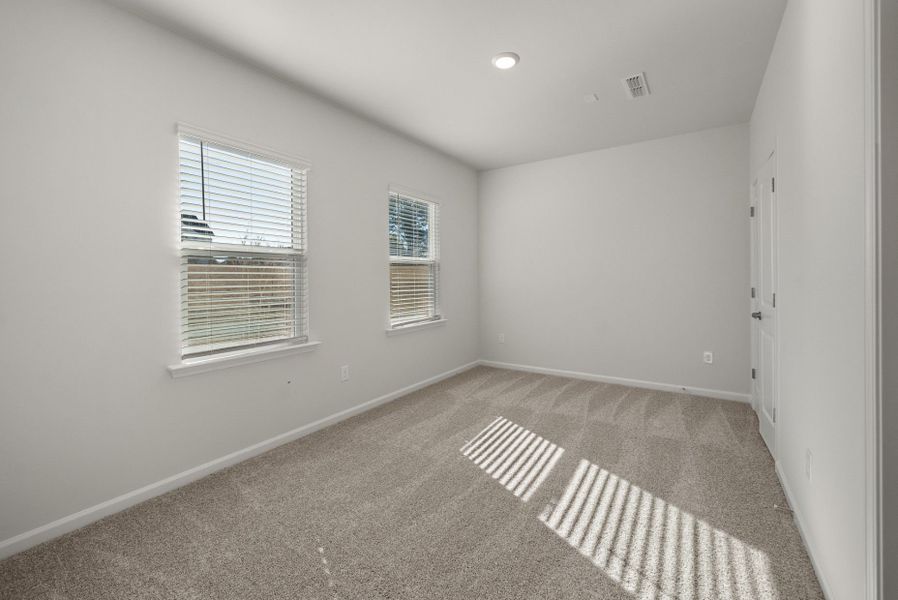 Spacious, unfurnished interior of a new home in Huxley, Apex (Image 18).
