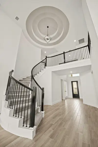 Representative image. Features, specifications, selections and colors may vary. Representative image. Features, specifications, selections and colors may vary.