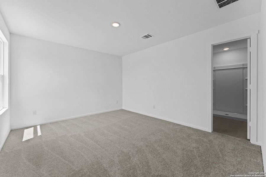 Spacious, unfurnished interior of a new home in Waterwheel: Cottage Collection, San Antonio (Image 17). Spacious, unfurnished interior of a new home in Waterwheel: Cottage Collection, San Antonio (Image 17).