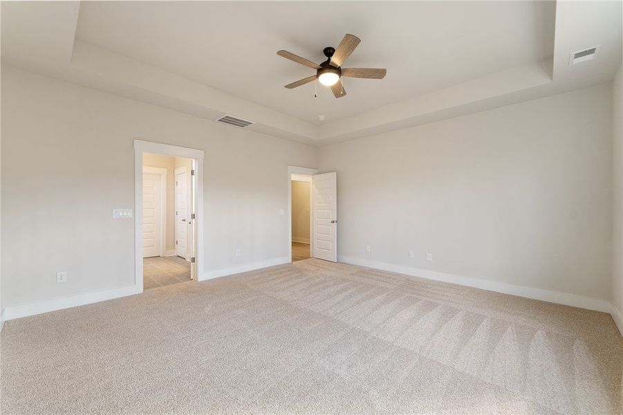 Spacious, unfurnished interior of a new home in South Park, Piedmont (Image 28). Spacious, unfurnished interior of a new home in South Park, Piedmont (Image 28).