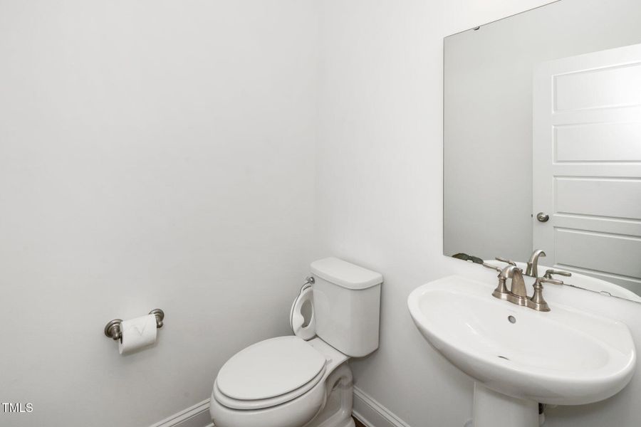 6-web-or-mls-2129 Mars Hill (2 of 27)