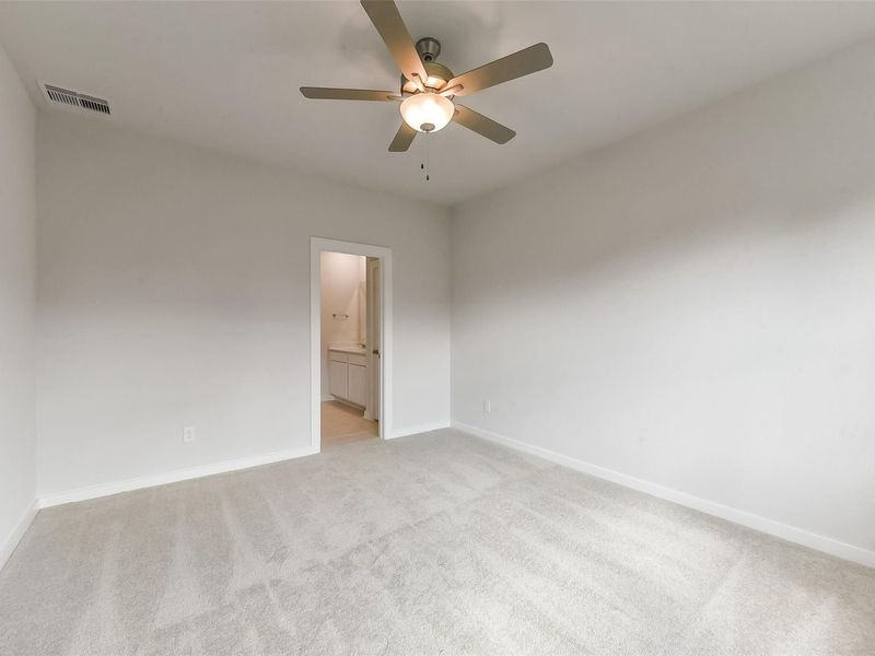 Spacious, unfurnished interior of a new home in The Villages at WestPointe, Dayton (Image 35).
