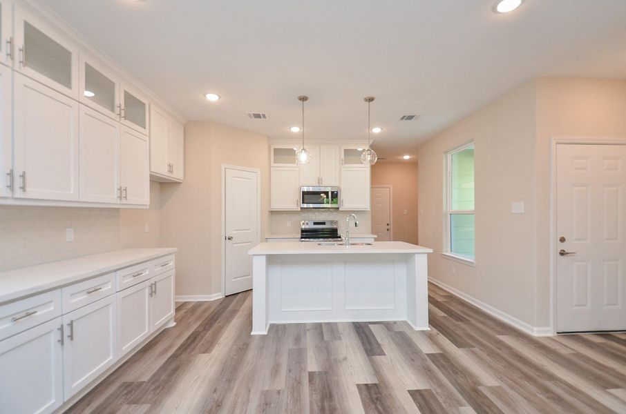 For the buyer who cooks (or reheats like a pro): generous counters, real storage, and a layout that just works. For the buyer who cooks (or reheats like a pro): generous counters, real storage, and a layout that just works.
