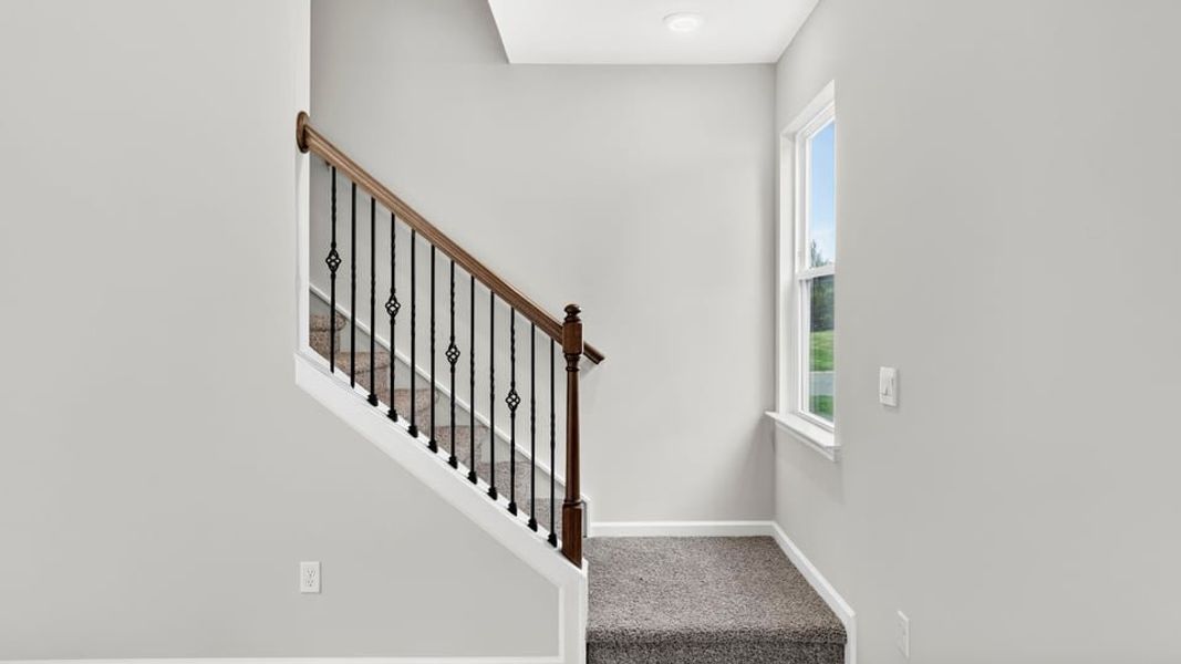 Spacious, unfurnished interior of a new home in Palmetto Valley, Anderson (Image 24).