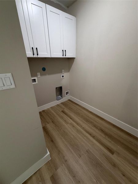 Spacious, unfurnished interior of a new home in , Spring (Image 18). Spacious, unfurnished interior of a new home in , Spring (Image 18).