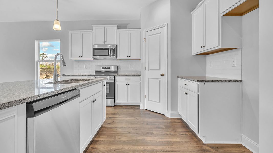 1,604sf New Home in Conway, SC.  - Slide 5