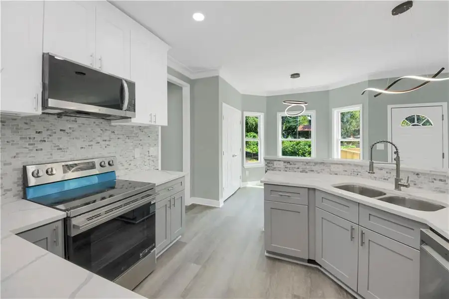 Furnished interior view inside a new home in , Snellville (Image 5). Furnished interior view inside a new home in , Snellville (Image 5).