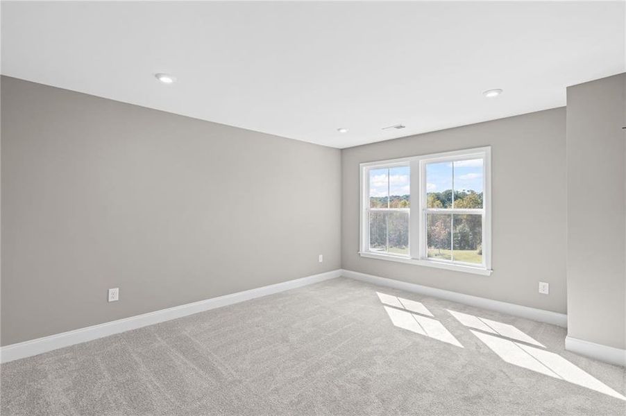 Spacious, unfurnished interior of a new home in Twin Lakes, Hoschton (Image 26).