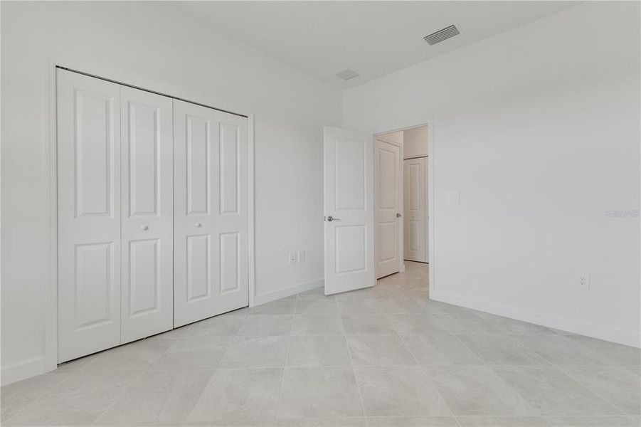 Spacious, unfurnished interior of a new home in , Alva (Image 23).