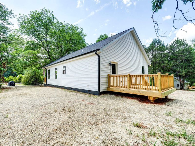 Exterior details and patio area of a home in , Mooresville (Image 21).