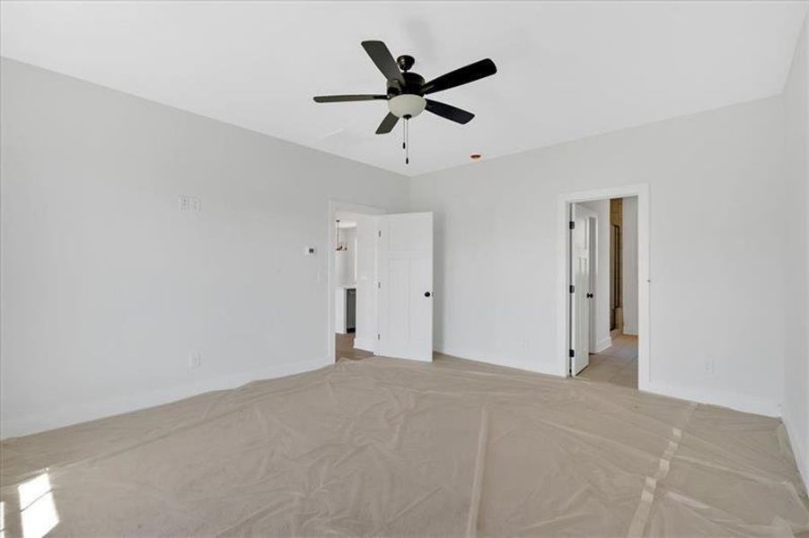 Spacious, unfurnished interior of a new home in , Douglasville (Image 10). Spacious, unfurnished interior of a new home in , Douglasville (Image 10).