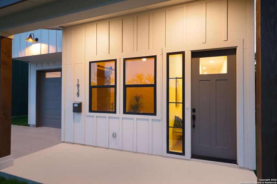Exterior details and patio area of a home in , San Antonio (Image 27).