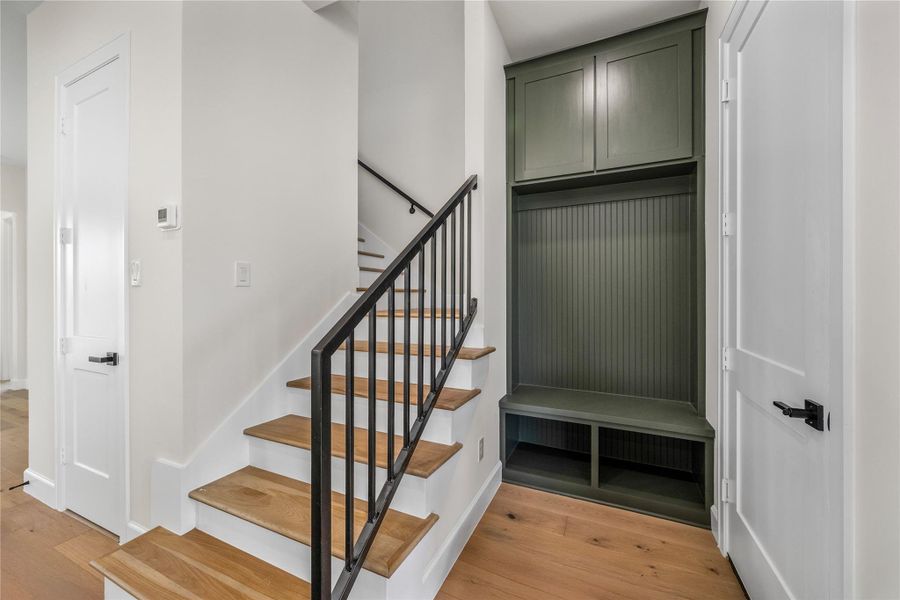 Spacious, unfurnished interior of a new home in , Houston (Image 8).