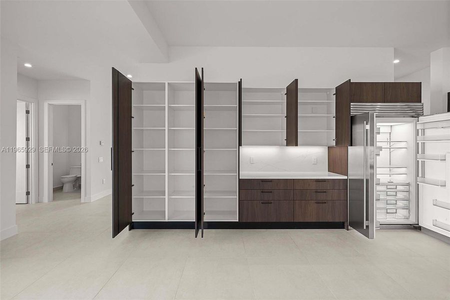 Furnished interior view inside a new home in , Hollywood (Image 9).