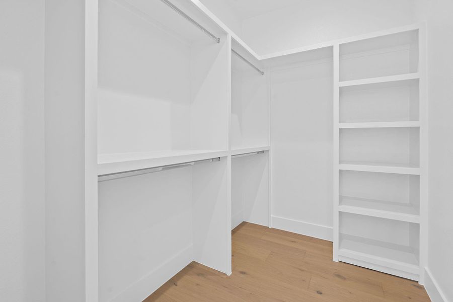 Primary walk-in Closet