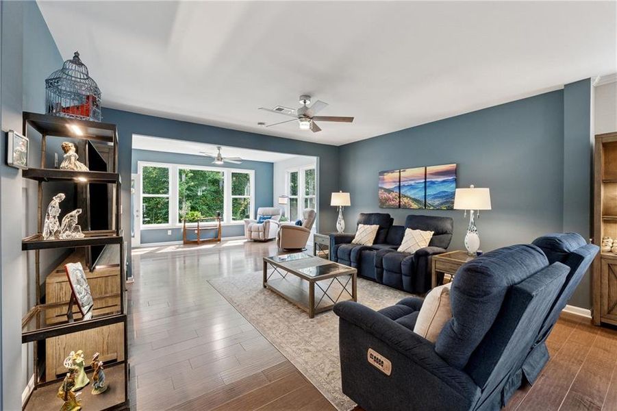 Furnished interior view inside a new home in Poplar Place, Dallas (Image 6).
