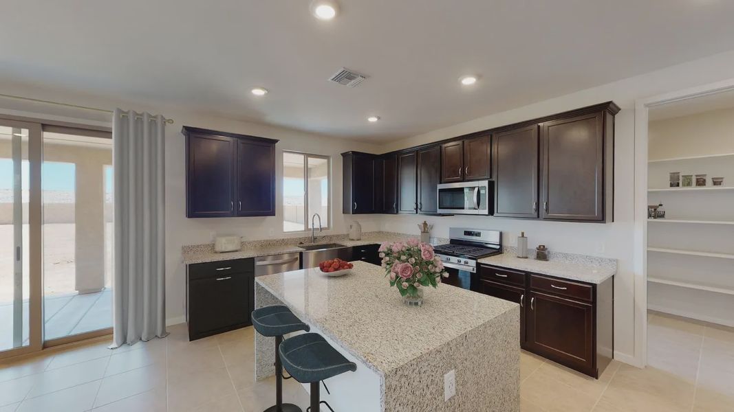 Representative furnished interior of a home built from the 201 by Elliott Homes in Las Barrancas, Yuma (Image 10).