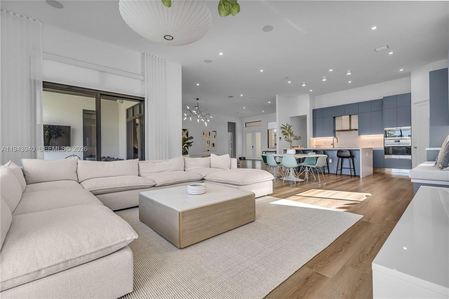 Furnished interior view inside a new home in , Cooper City (Image 35). Furnished interior view inside a new home in , Cooper City (Image 35).