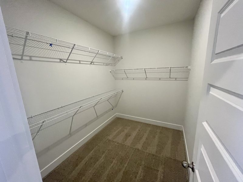 Spacious, unfurnished interior of a new home in Patterson, Smyrna (Image 21).