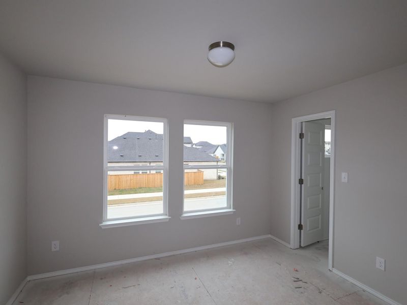 Image 18 of a home in Heritage.