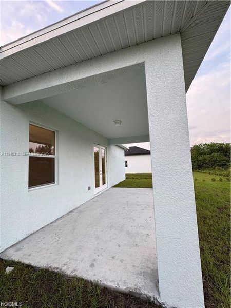 Exterior details and patio area of a home in , Lehigh Acres (Image 4).