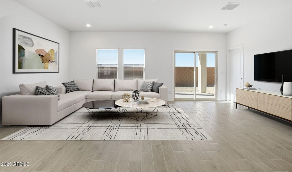 MR Lot #4 Great Room (Large)