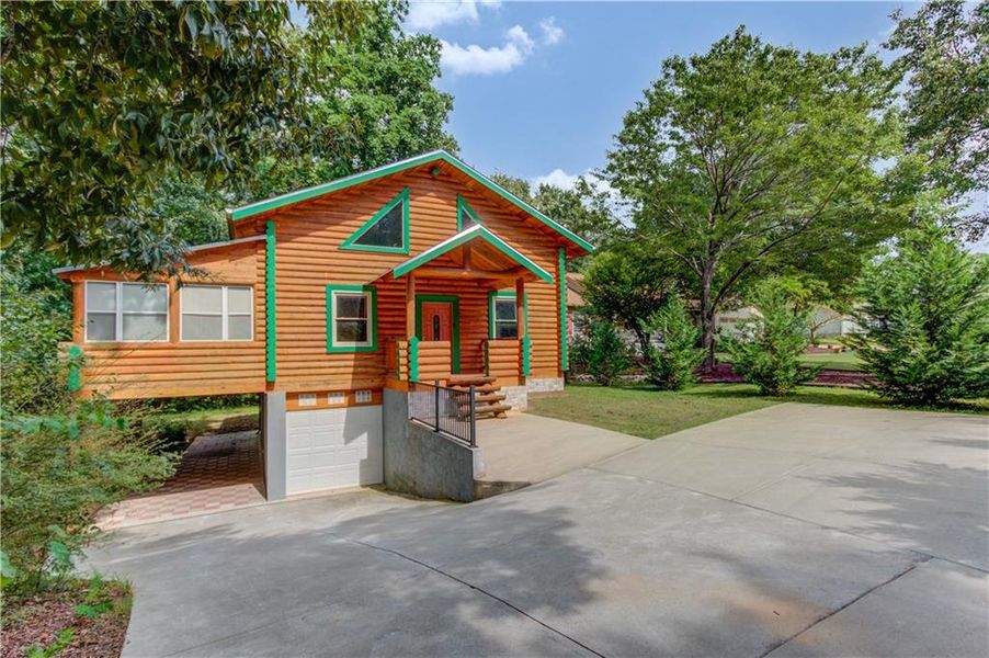 Image 32 of a home in .