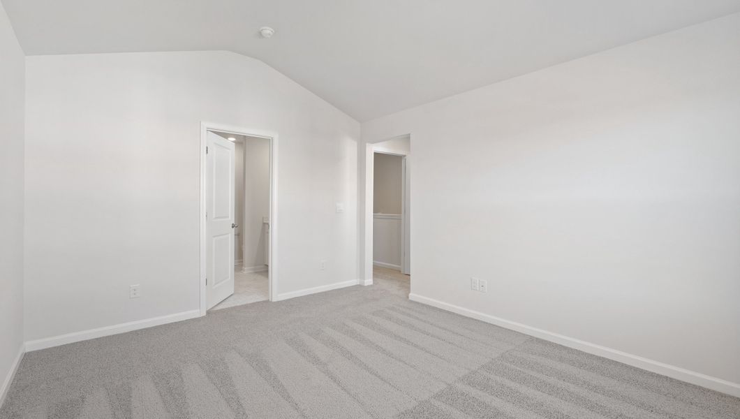 Spacious, unfurnished interior of a new home in Brookside Ridge Townhomes, Greer (Image 18).