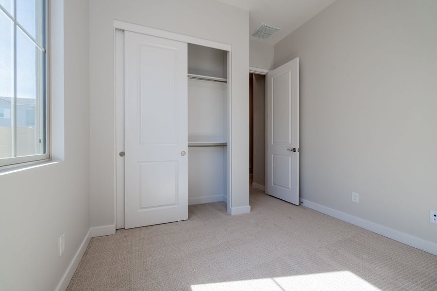 Spacious, unfurnished interior of a new home in Waterston Central, Gilbert (Image 14). Spacious, unfurnished interior of a new home in Waterston Central, Gilbert (Image 14).