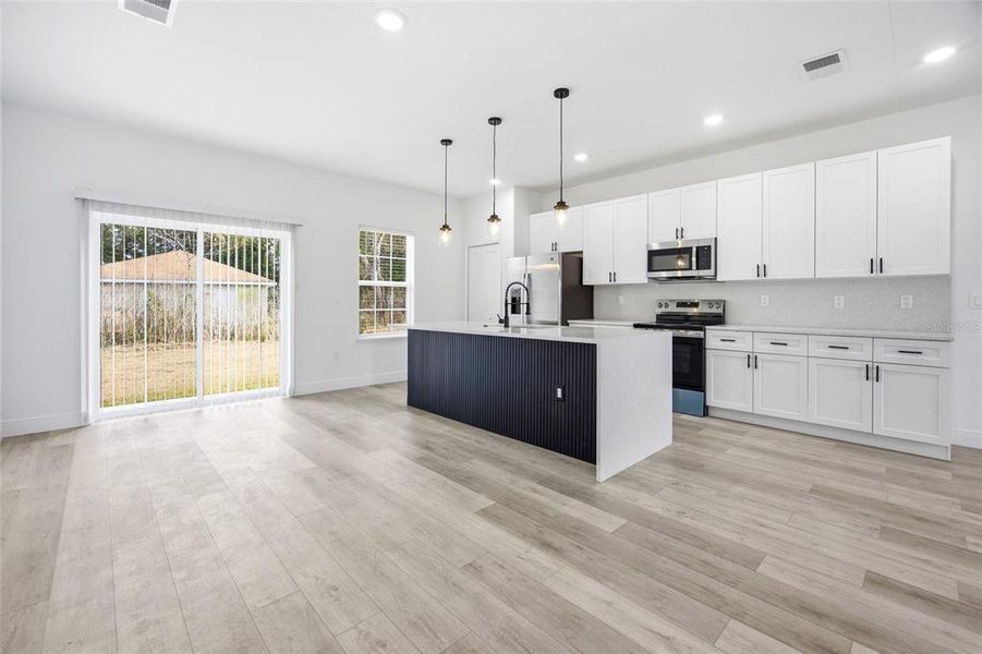 Image 33 of a home in . Image 33 of a home in .