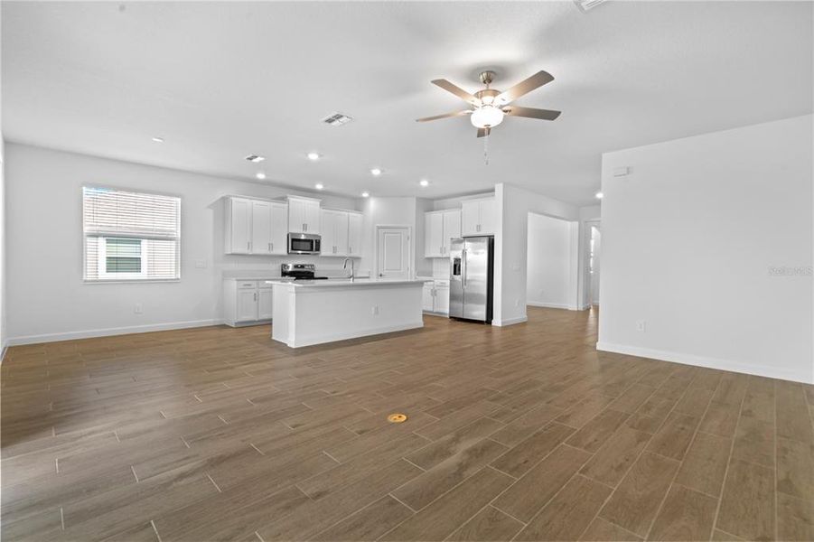 Spacious, unfurnished interior of a new home in , San Antonio (Image 36). Spacious, unfurnished interior of a new home in , San Antonio (Image 36).