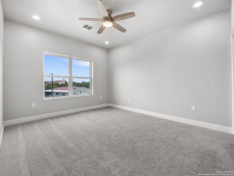 Spacious, unfurnished interior of a new home in , Canyon Lake (Image 14). Spacious, unfurnished interior of a new home in , Canyon Lake (Image 14).