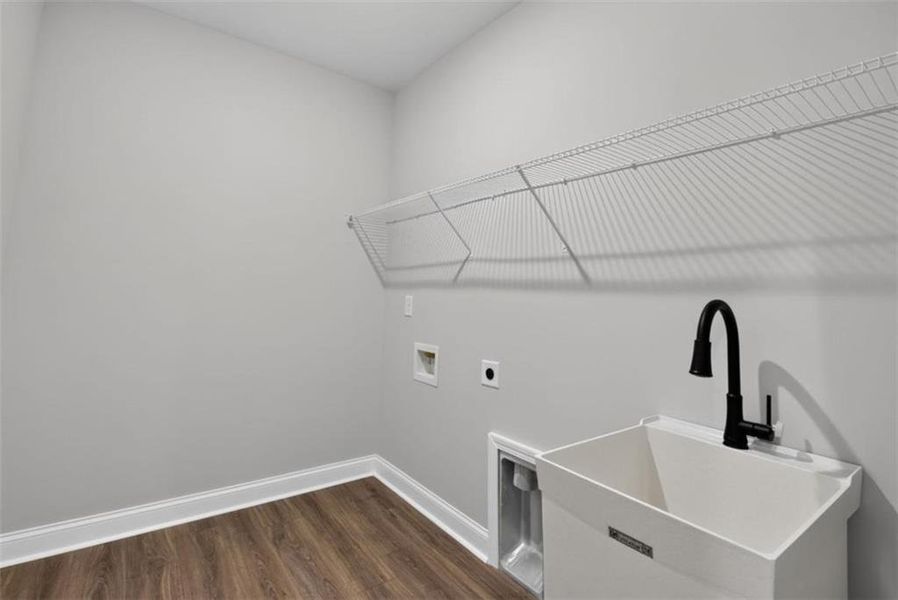 Spacious, unfurnished interior of a new home in , Winston (Image 14).