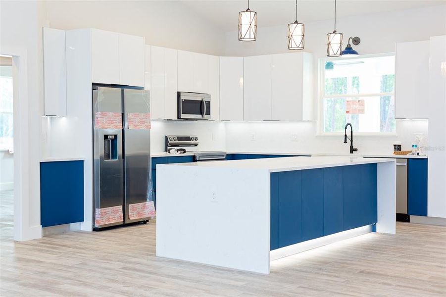 Furnished interior view inside a new home in , Ocala (Image 5).