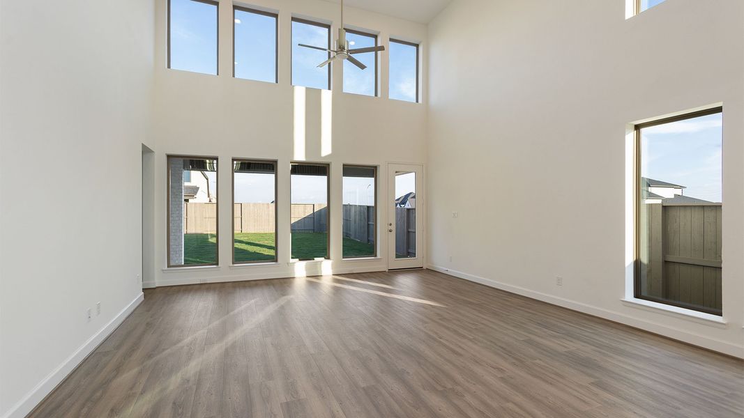 Spacious, unfurnished interior of a new home in Revera, Richmond (Image 10).
