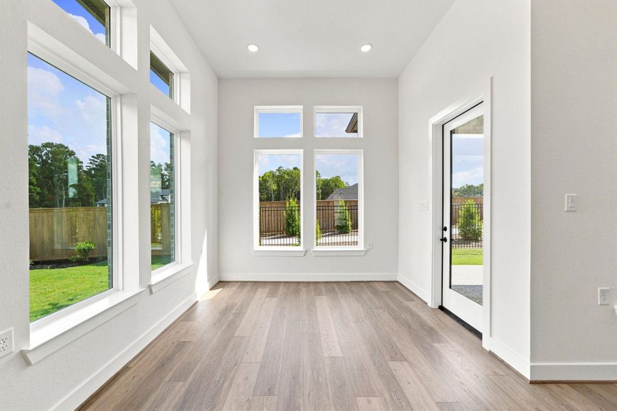 Spacious, unfurnished interior of a new home in The Highlands, Porter (Image 21).