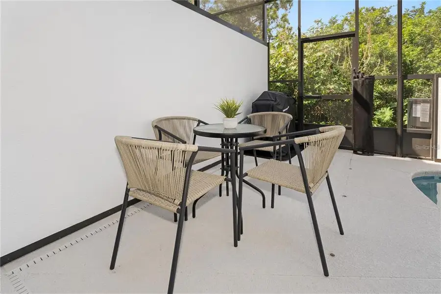 Exterior details and patio area of a home in , Orlando (Image 3).