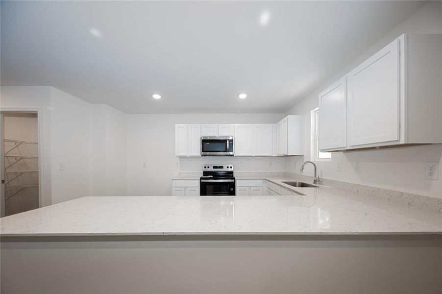 Furnished interior view inside a new home in Shallow Creek, Hogansville (Image 4).