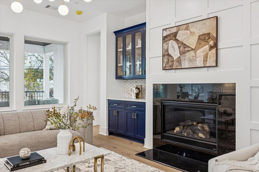 Furnished interior view inside a new home in , Bellaire (Image 9).