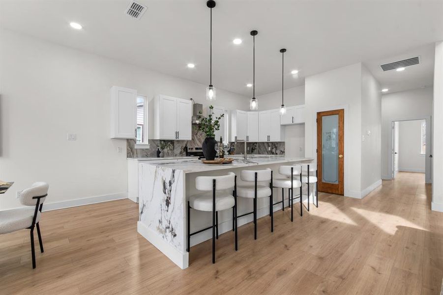 Furnished interior view inside a new home in , Dallas (Image 5). Furnished interior view inside a new home in , Dallas (Image 5).